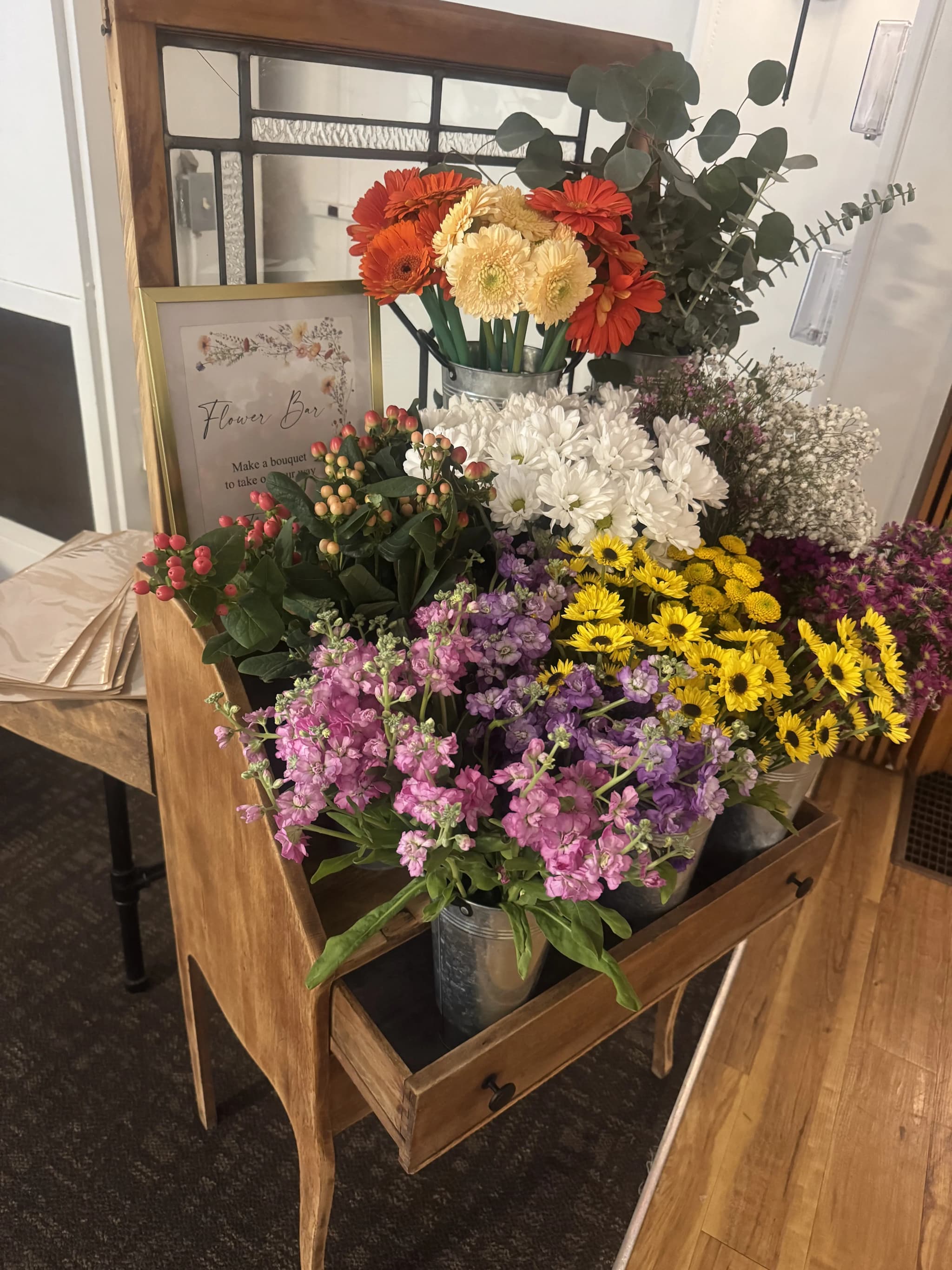 A beautiful flower bouquet station